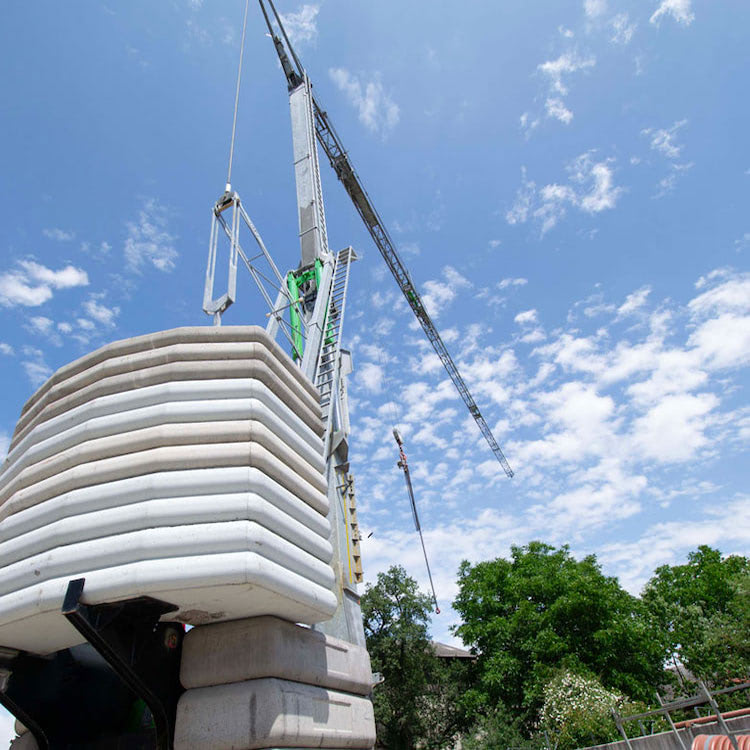 High-quality EUROGRU crane that has undergone technical inspection.